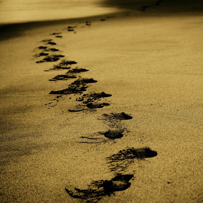 Fußspuren im Sand pixabay